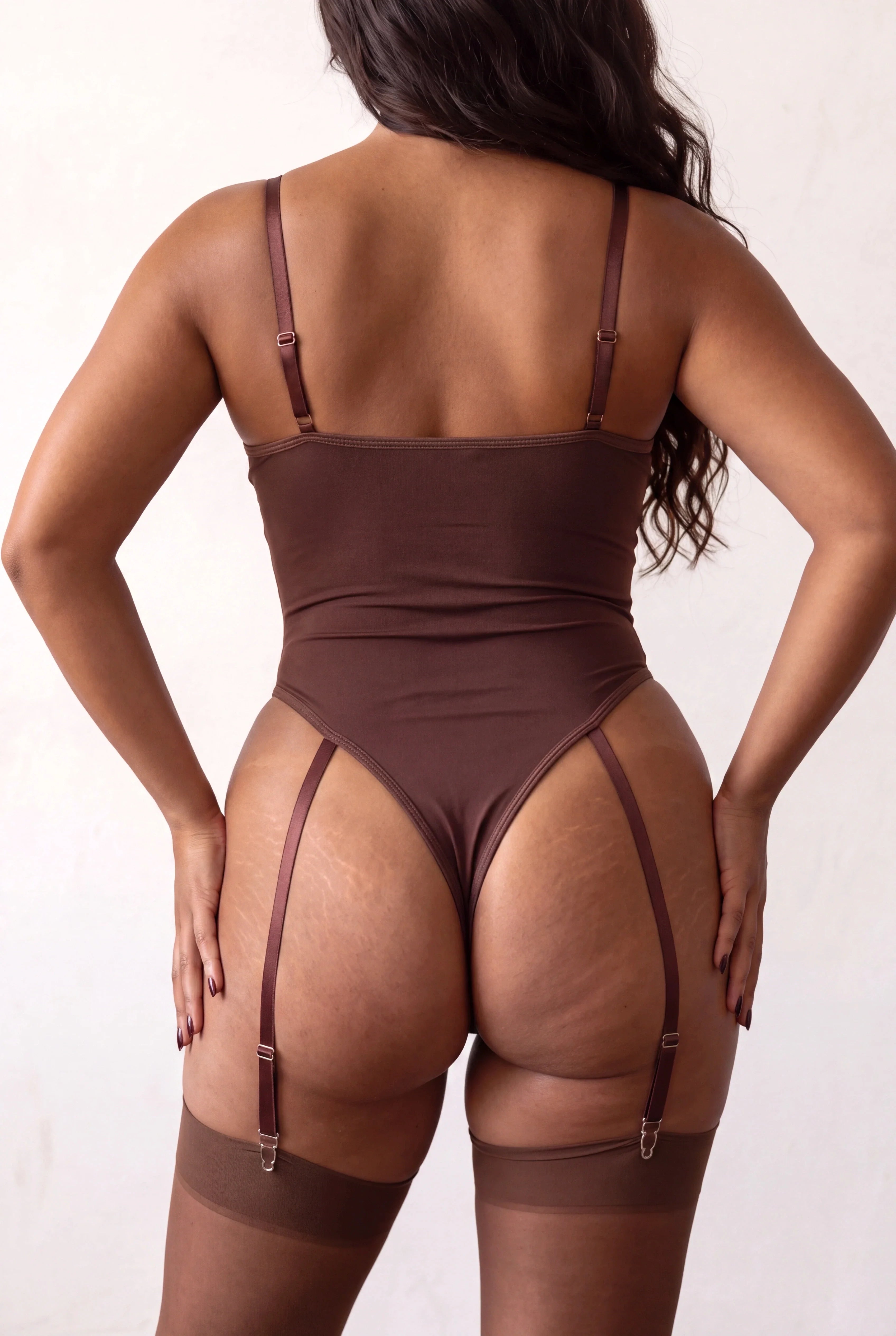 Body för dam - GIA Chestnut - NAKED Underwear - Produktnärbild bakifrån